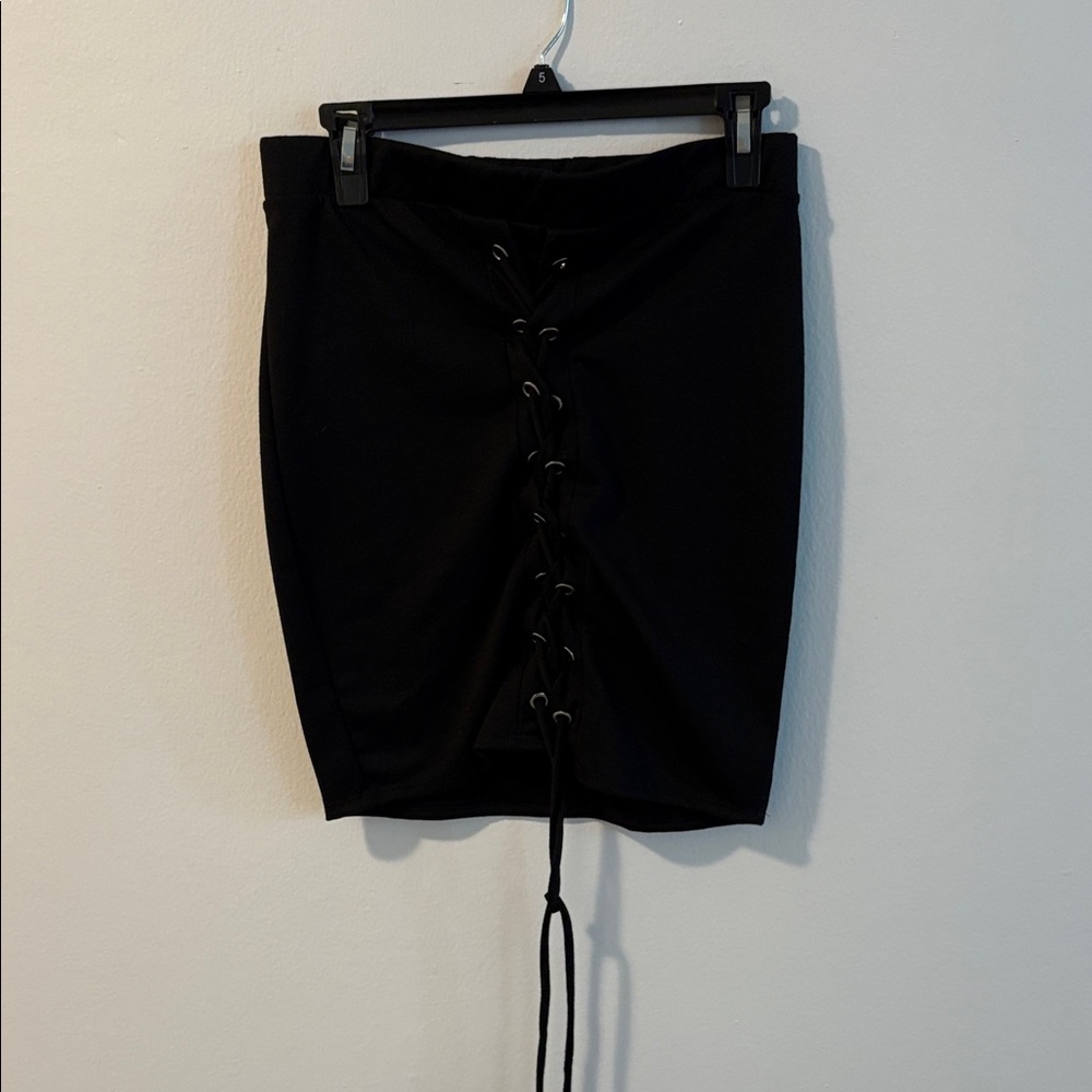 Windsor Black Lace-Up Pencil Skirt